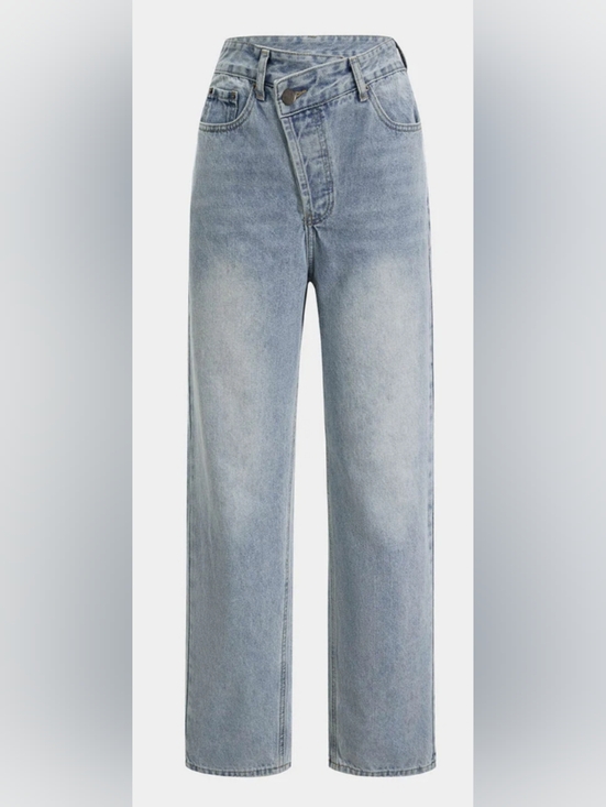 Micas Denim - NWT Micas crossover button fly jeans, medium